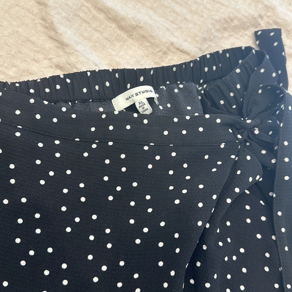 Polkadot faux wrap ruffle midi skirt - Picture 4 of 4